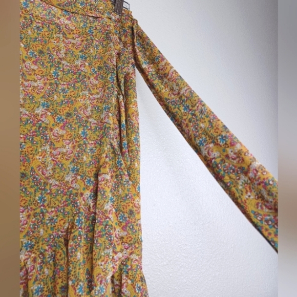 Rebecca Minkoff Selena Coquette Feminine Floral Wrap Skirt - Picture 14 of 14